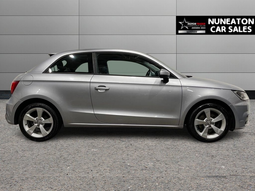 Used Audi A1 2015 for sale - 77269044: Photo 2