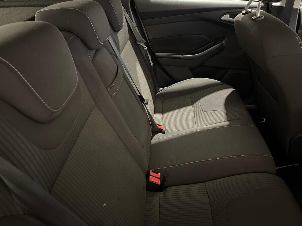 Used Ford Focus 2013 for sale - 77631619: Photo 20