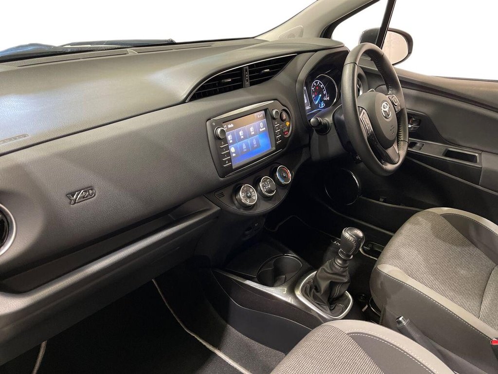 Used Toyota Yaris 2020 for sale - 78002609: Photo 14