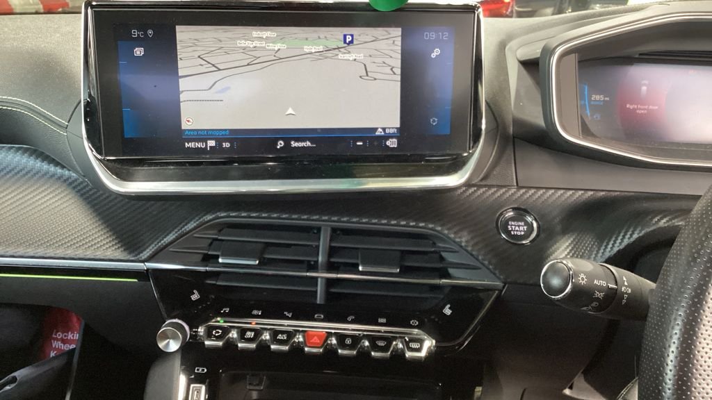 Used Peugeot 2008 2020 for sale - 76380121: Photo 11