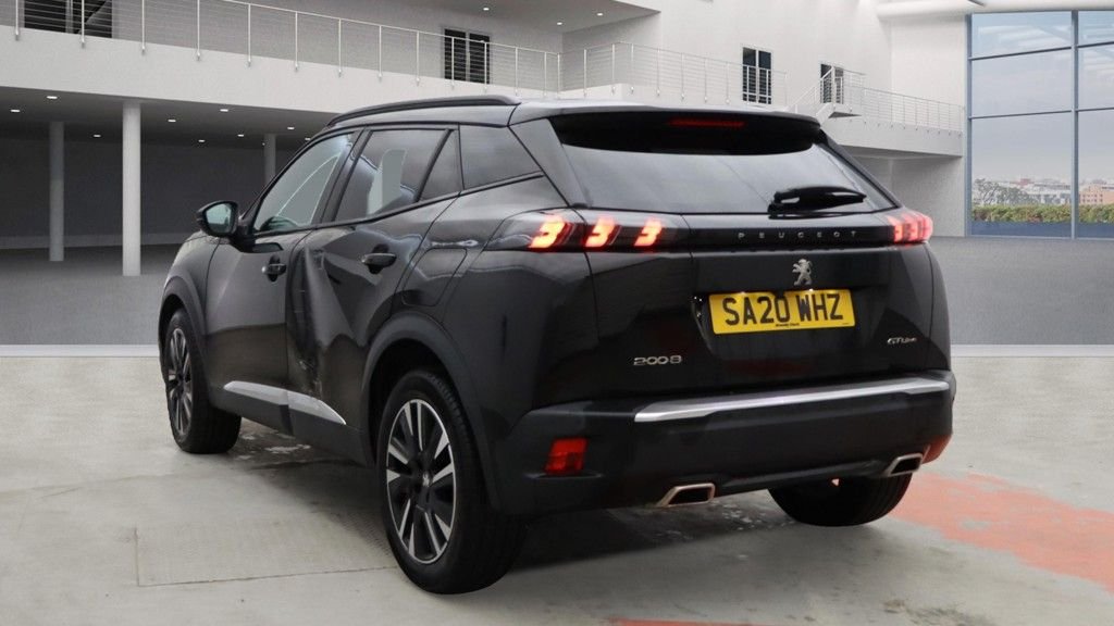 Used Peugeot 2008 2020 for sale - 76380121: Photo 3