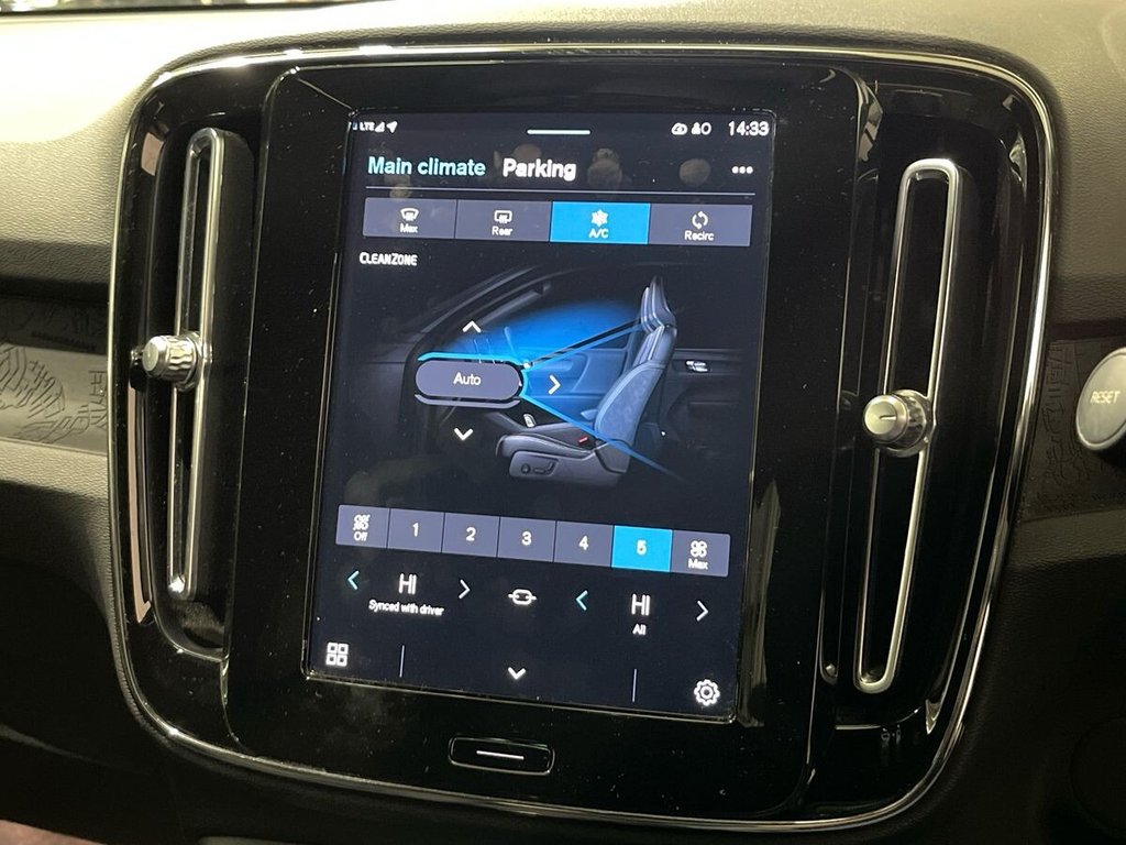 Used Volvo XC40 2023 for sale - 78166916: Photo 17