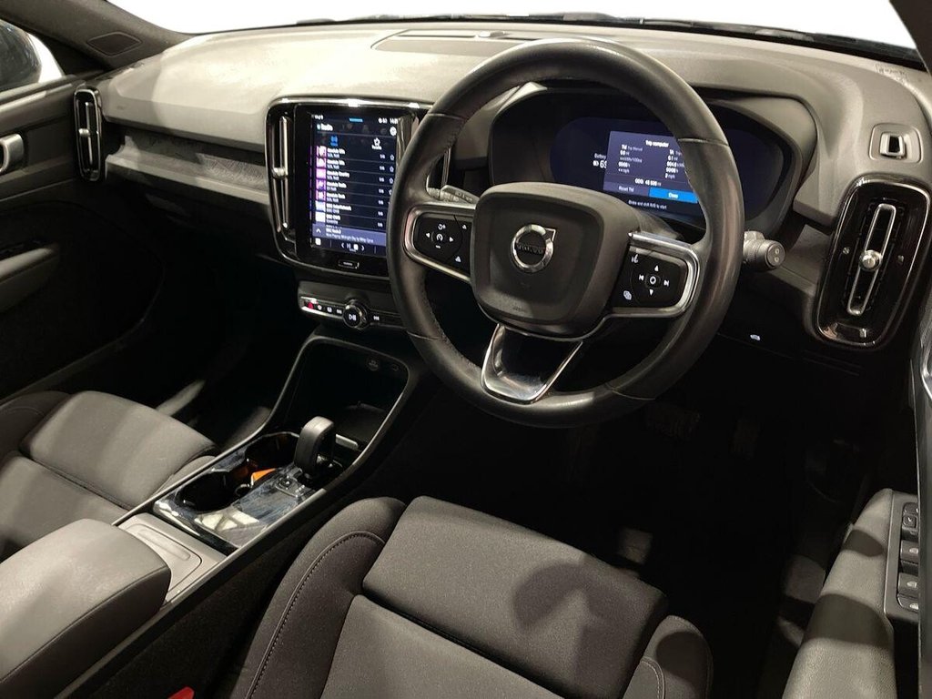 Used Volvo XC40 2023 for sale - 78166916: Photo 9