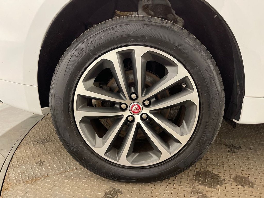 Used Jaguar F-Pace 2019 for sale - 77621549: Photo 31