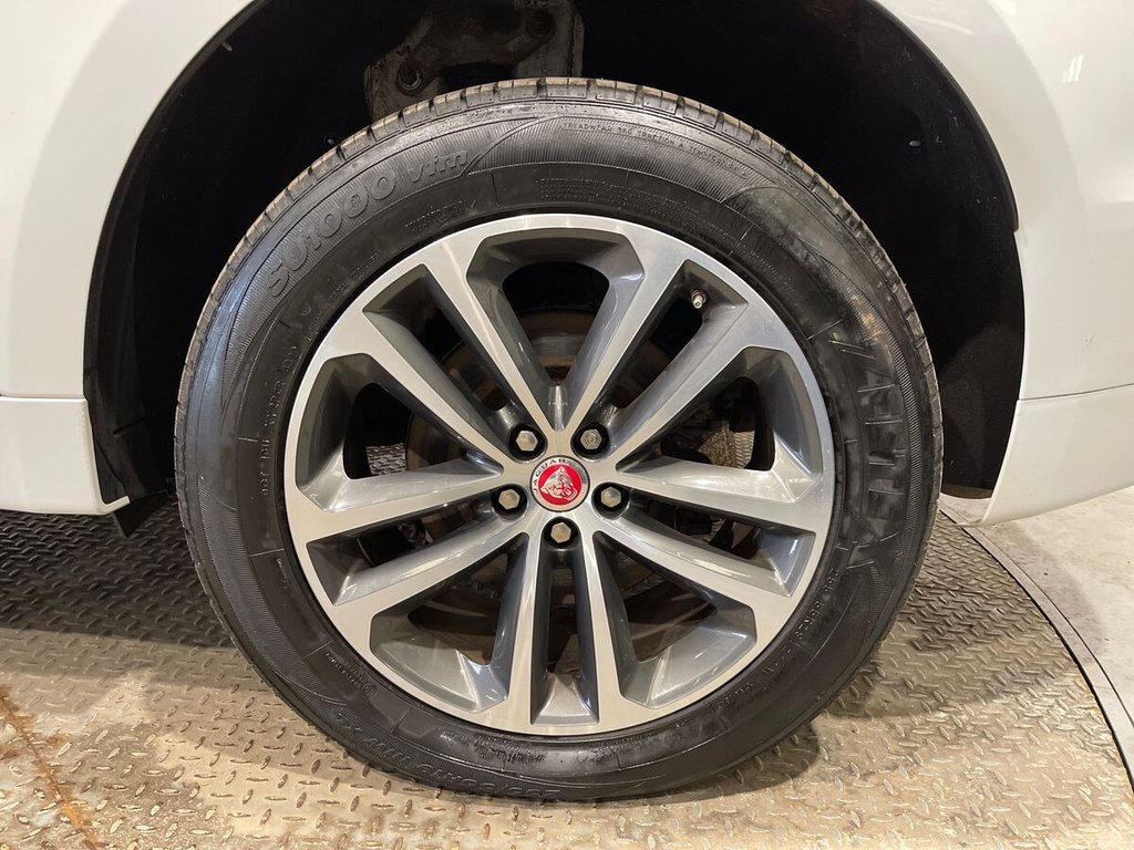 Used Jaguar F-Pace 2019 for sale - 77621549: Photo 33