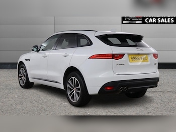 Used Jaguar F-Pace 2019 for sale - 77621549: Photo