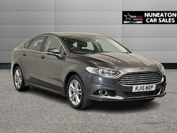 2015 (15) - 2.0 TDCi Titanium 5dr Powershift