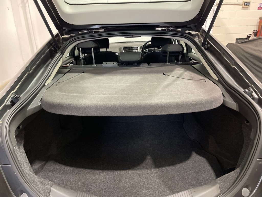 Used Ford Mondeo 2015 for sale - 76685996: Photo 28