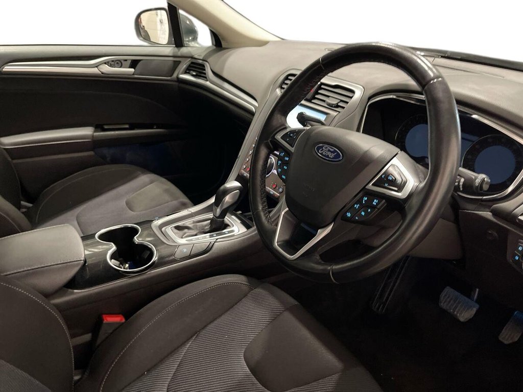 Used Ford Mondeo 2015 for sale - 76685996: Photo 9