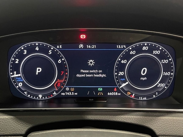Used Volkswagen Golf 2019 for sale - 76118952: Photo 18