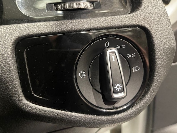 Used Volkswagen Golf 2019 for sale - 76118952: Photo 24