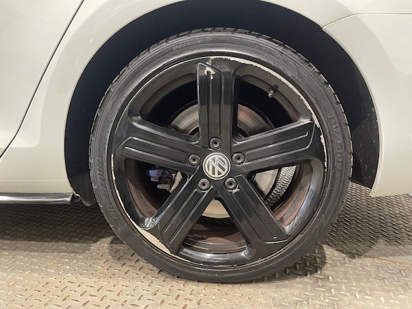 Used Volkswagen Golf 2019 for sale - 76118952: Photo 25