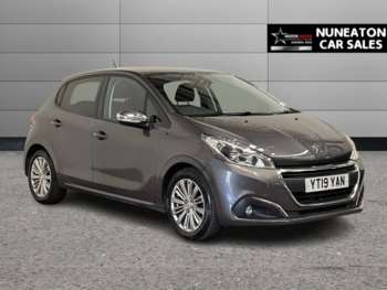 2019 (19) - 1.2 PureTech Signature Hatchback 5dr Petrol Manual Euro 6 (s/s) (82 ps)