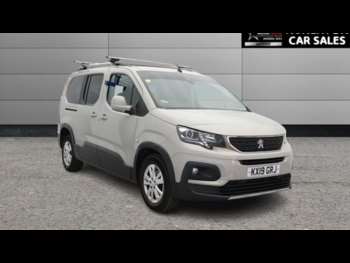 2019 (19) - 1.5 BlueHDi 130 Allure [7 Seats] 5dr