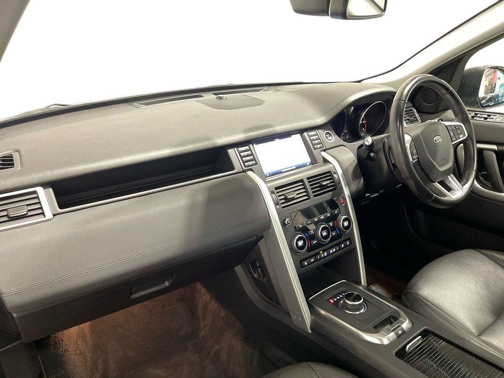 Used Land Rover Discovery Sport 2018 for sale - 76724217: Photo 14