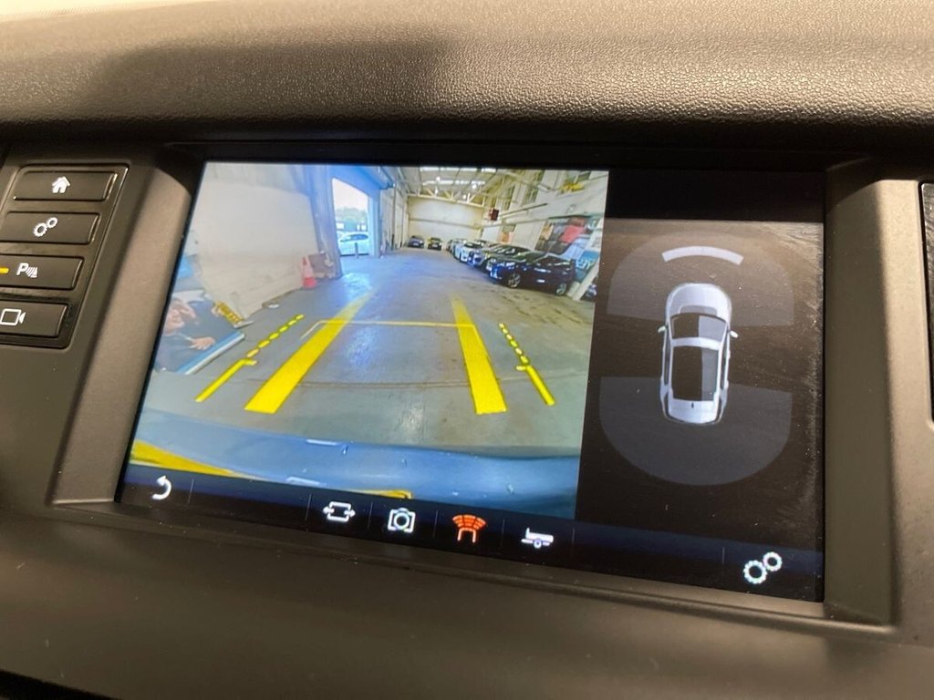 Used Land Rover Discovery Sport 2018 for sale - 76724217: Photo 19