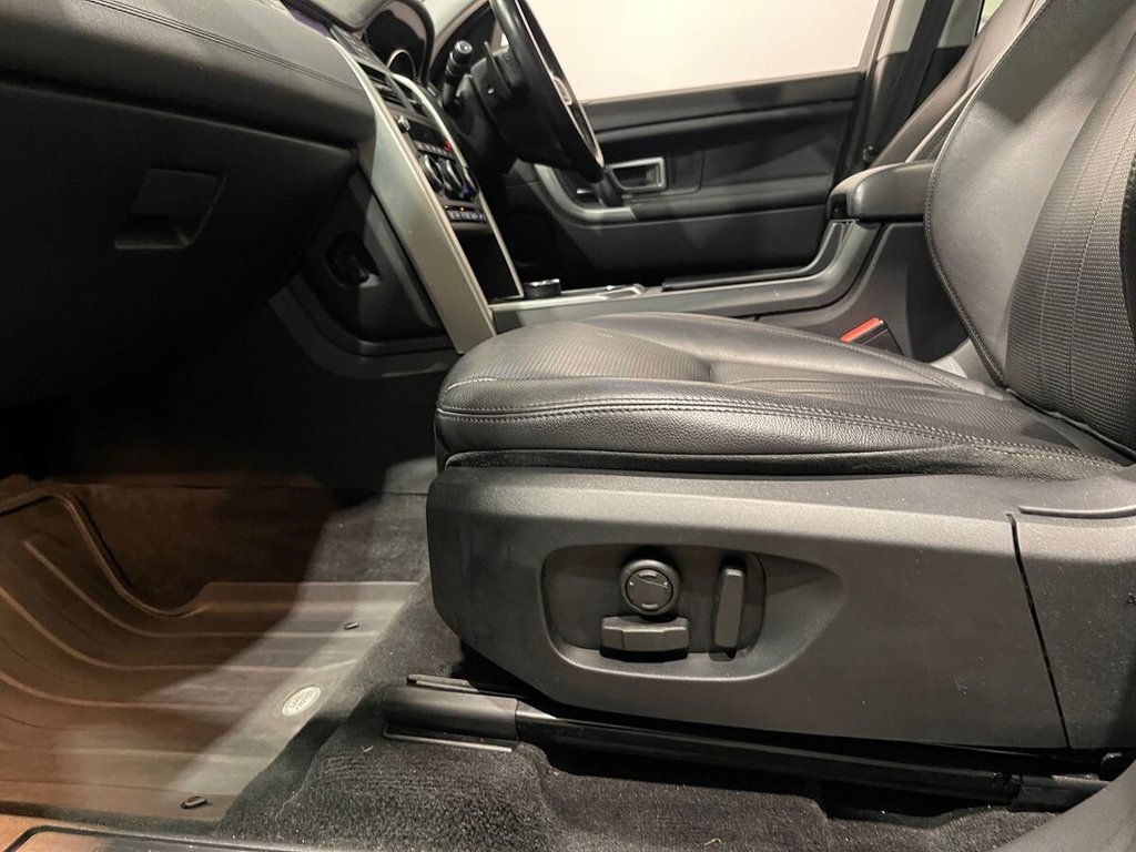Used Land Rover Discovery Sport 2019 for sale - 76559316: Photo 25