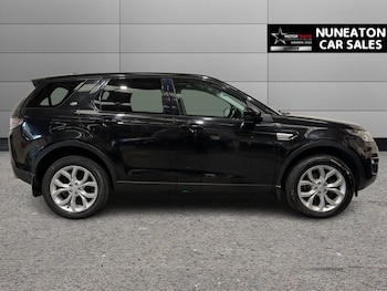 Used Land Rover Discovery Sport 2019 for sale - 76559316: Photo