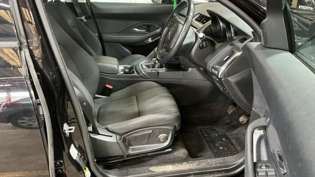 Used Jaguar E-Pace 2020 for sale - 77631588: Photo 15