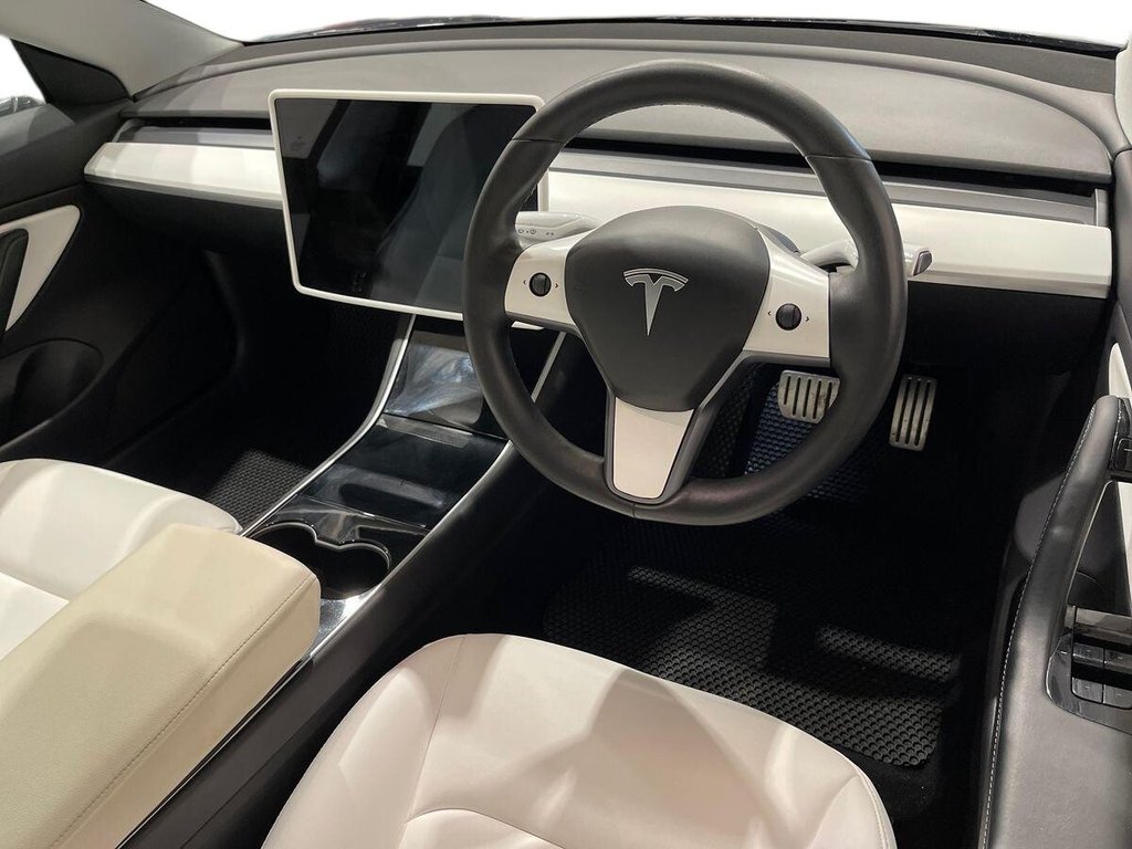 Used Tesla Model 3 2019 for sale - 77571722: Photo 9