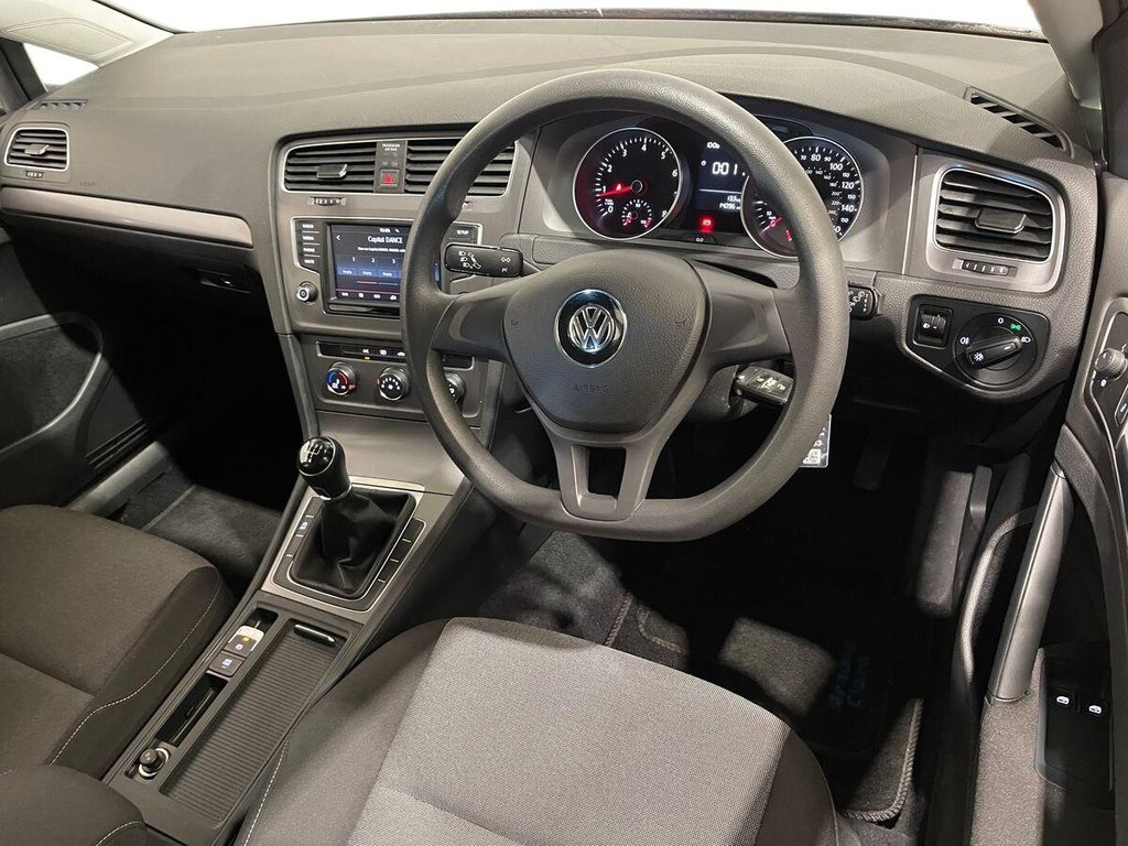 Used Volkswagen Golf 2016 for sale - 77327716: Photo 9