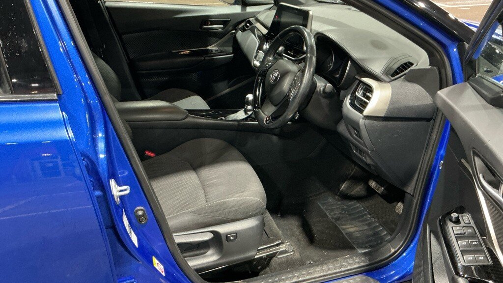 Used Toyota C-HR 2019 for sale - 77263336: Photo 9