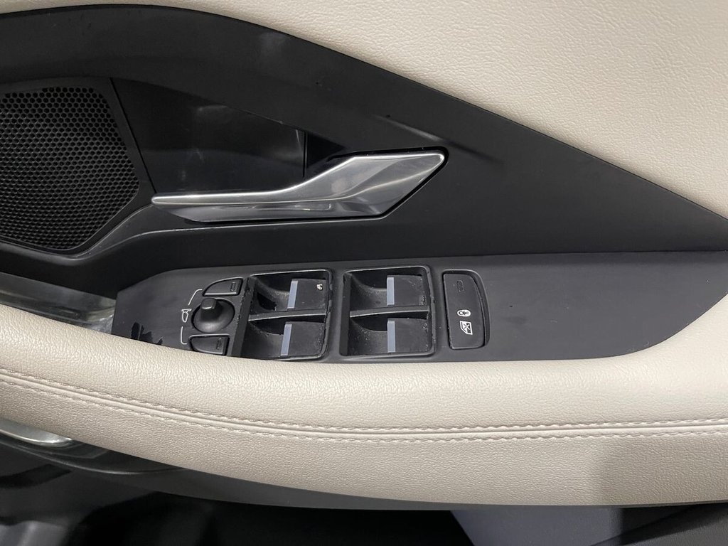 Used Jaguar E-Pace 2018 for sale - 76439345: Photo 18
