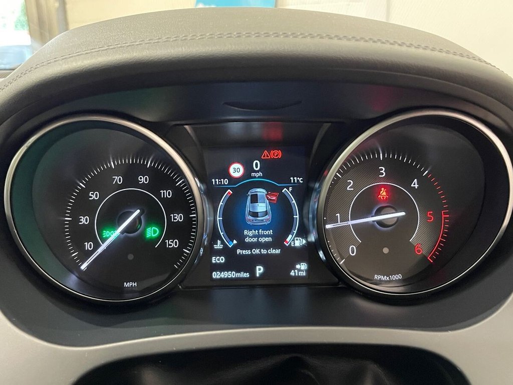 Used Jaguar E-Pace 2018 for sale - 76439345: Photo 23