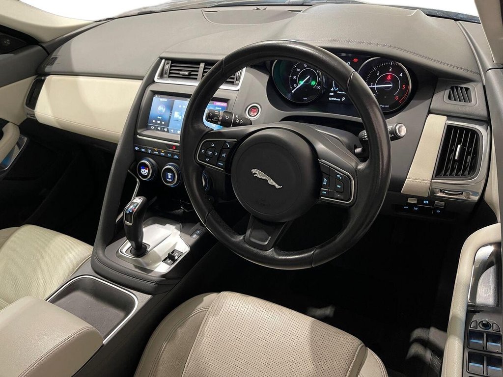 Used Jaguar E-Pace 2018 for sale - 76439345: Photo 9
