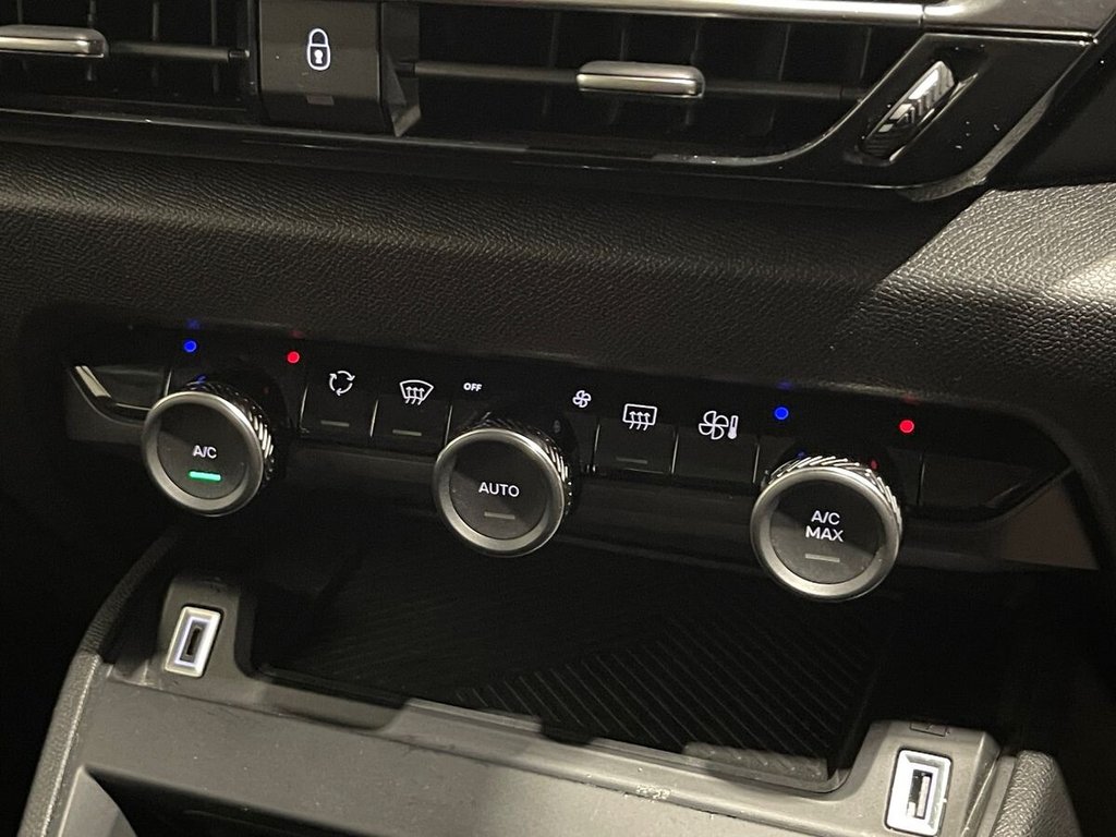 Used Citroen C4 2023 for sale - 77026931: Photo 17