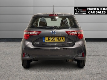 Used Toyota Yaris 2019 for sale - 77564038: Photo