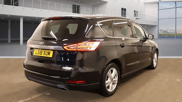 Used Ford S-Max 2018 for sale - 76235639: Photo 4