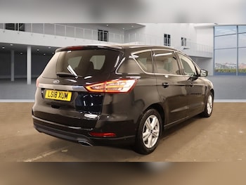 Used Ford S-Max 2018 for sale - 76235639: Photo 4