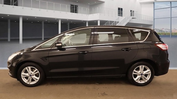 Used Ford S-Max 2018 for sale - 76235639: Photo 6