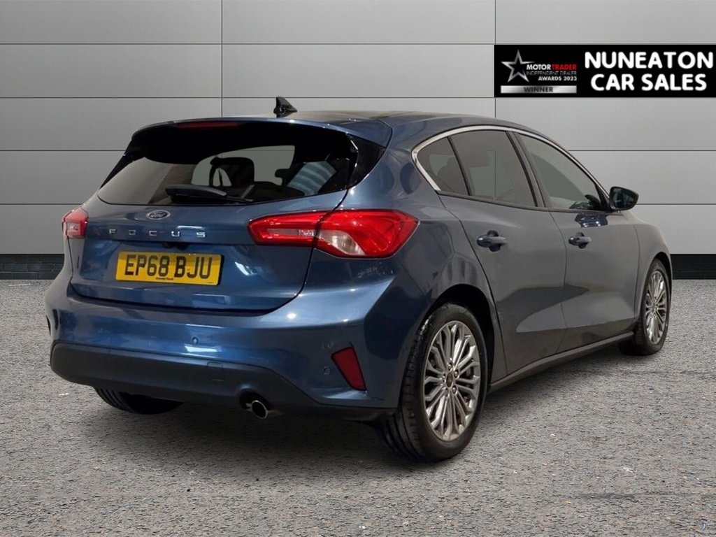 Used Ford Focus 2019 for sale - 76710888: Photo 2