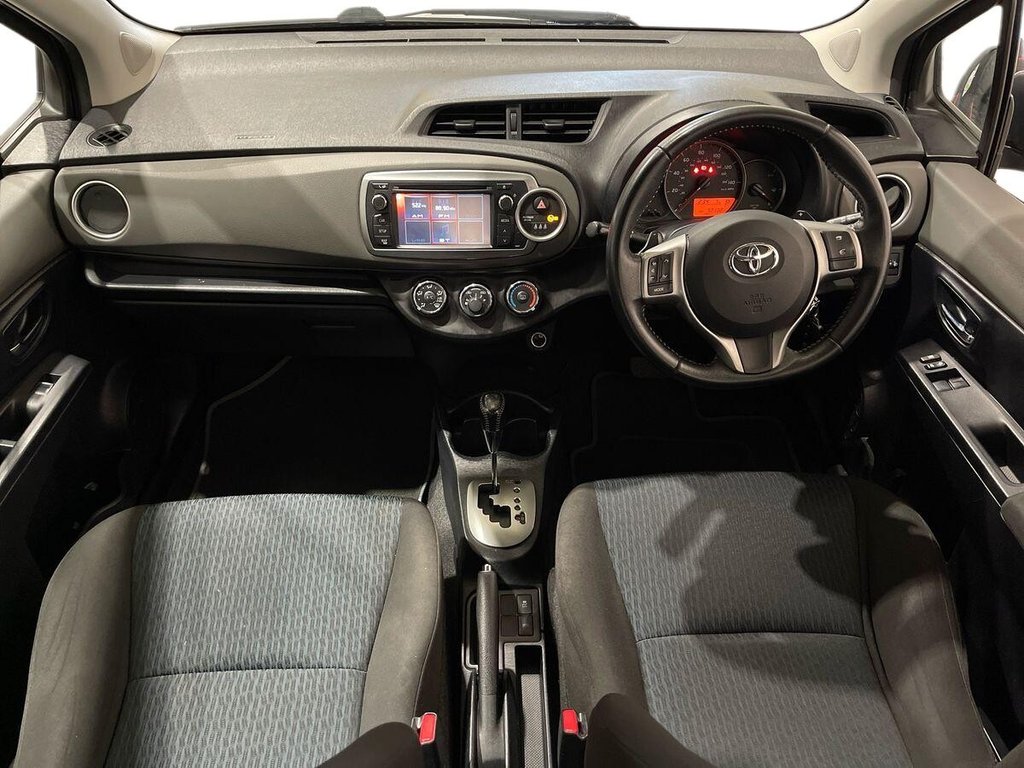 Used Toyota Yaris 2012 for sale - 77572238: Photo 10