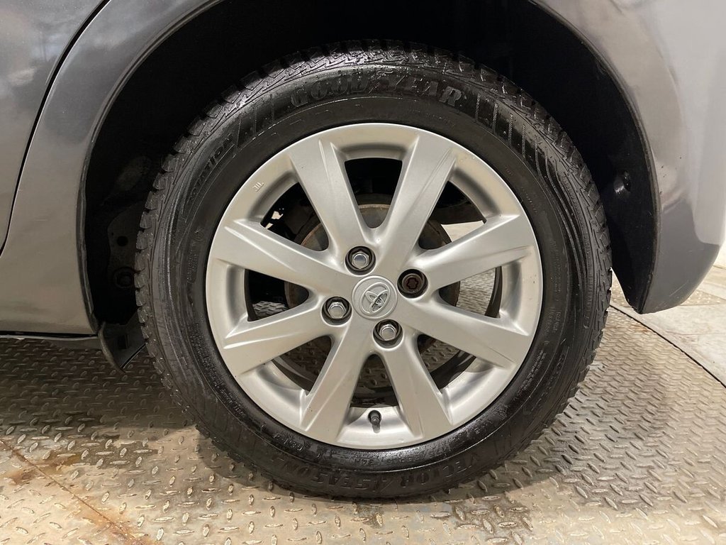 Used Toyota Yaris 2012 for sale - 77572238: Photo 24