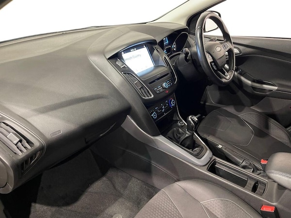 Used Ford Focus 2018 for sale - 76105795: Photo 14