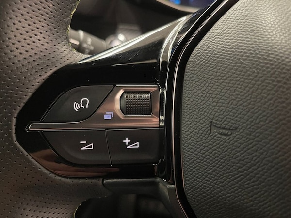 Used Peugeot 2008 2022 for sale - 76279359: Photo 24