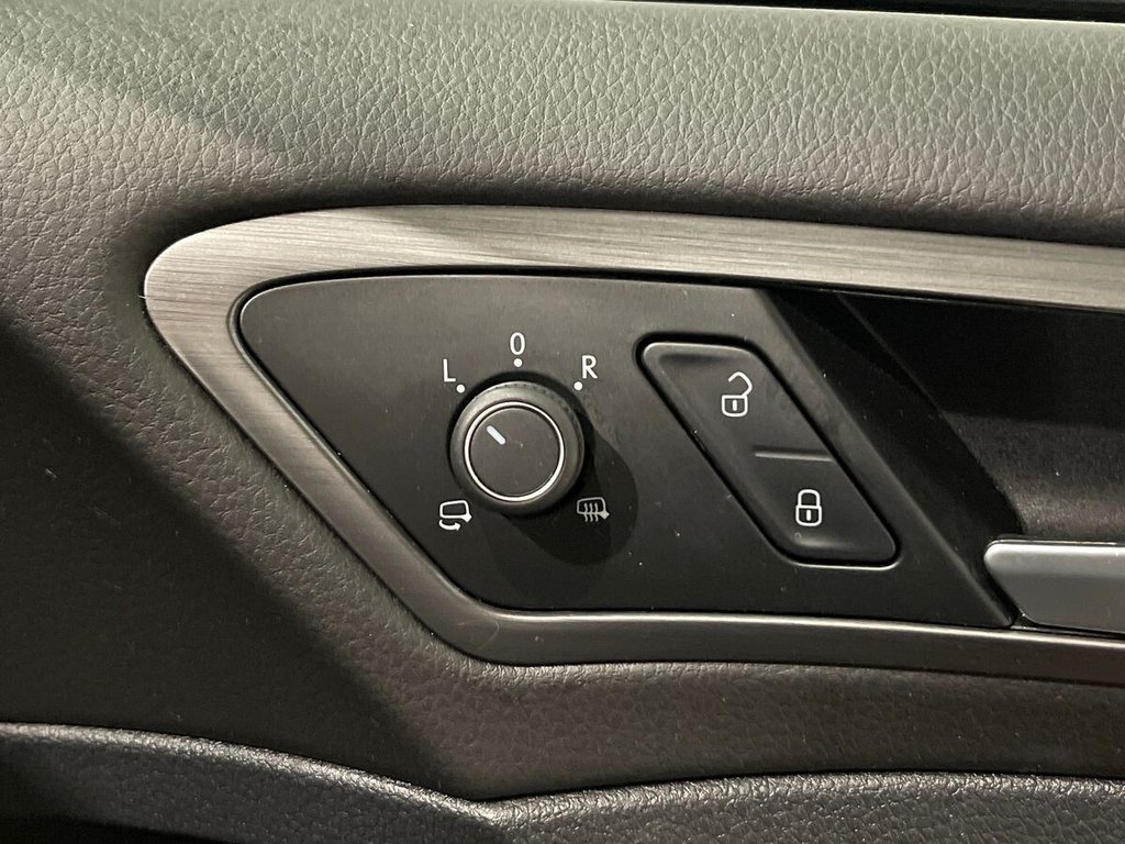 Used Volkswagen Golf 2019 for sale - 77463580: Photo 33