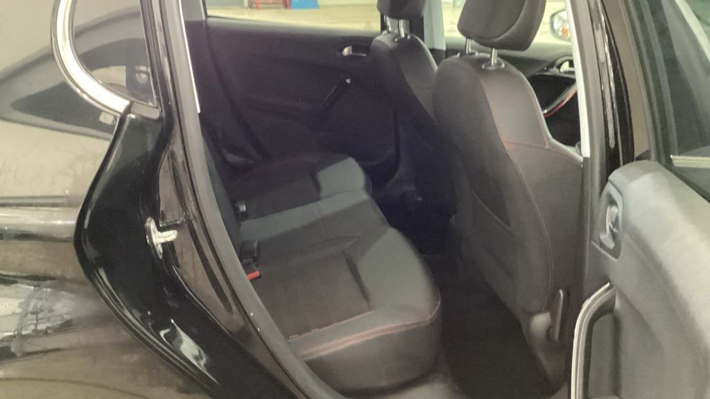 Used Peugeot 208 2018 for sale - 76356668: Photo 8