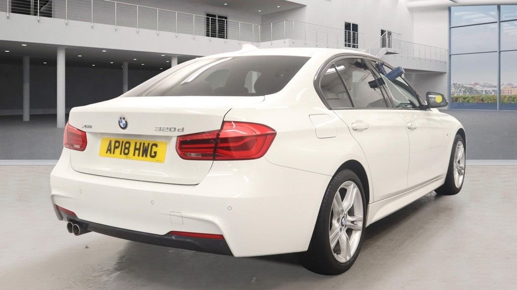 Used BMW 3 Series 2018 for sale - 76345599: Photo 4