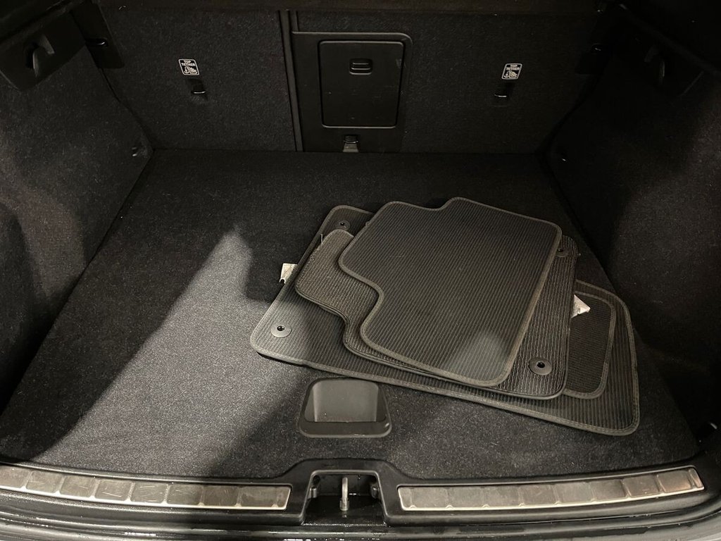 Used Volvo XC40 2019 for sale - 76038653: Photo 27