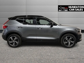 Used Volvo XC40 2019 for sale - 76038653: Photo 2