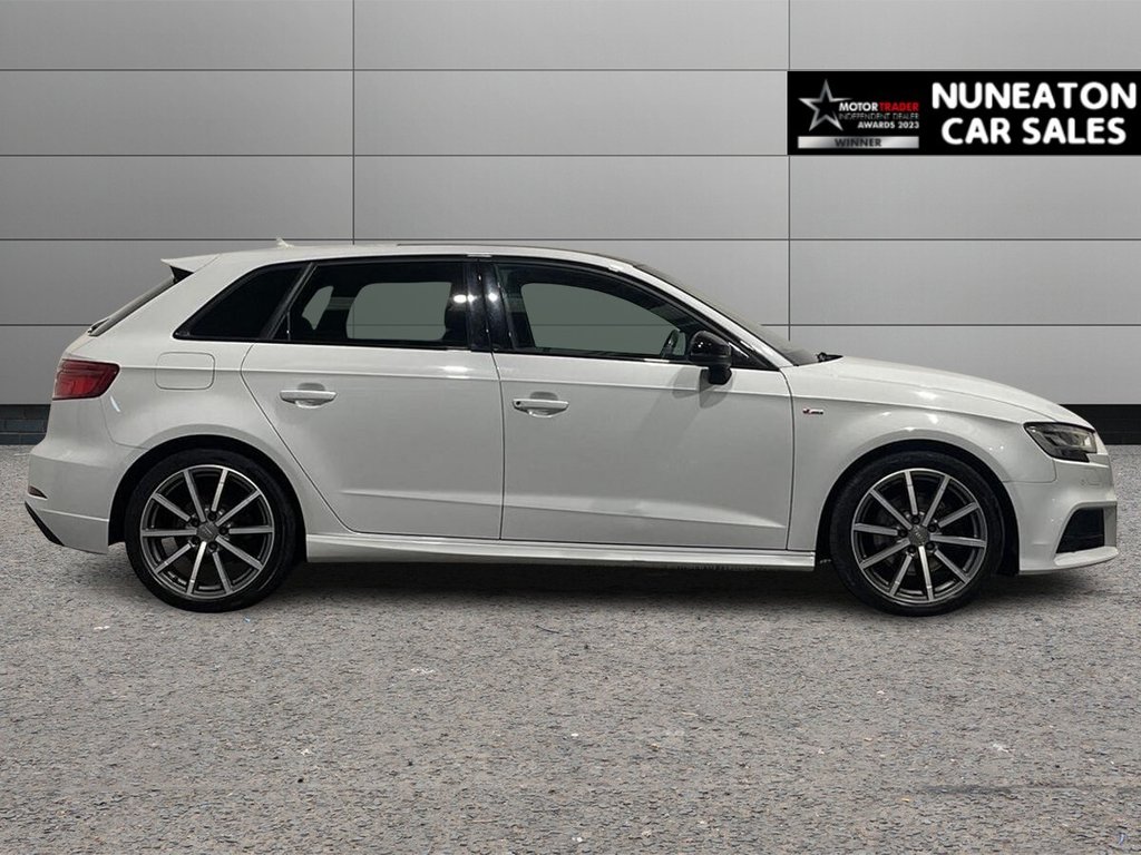 Used Audi A3 2018 for sale - 76848253: Photo 2