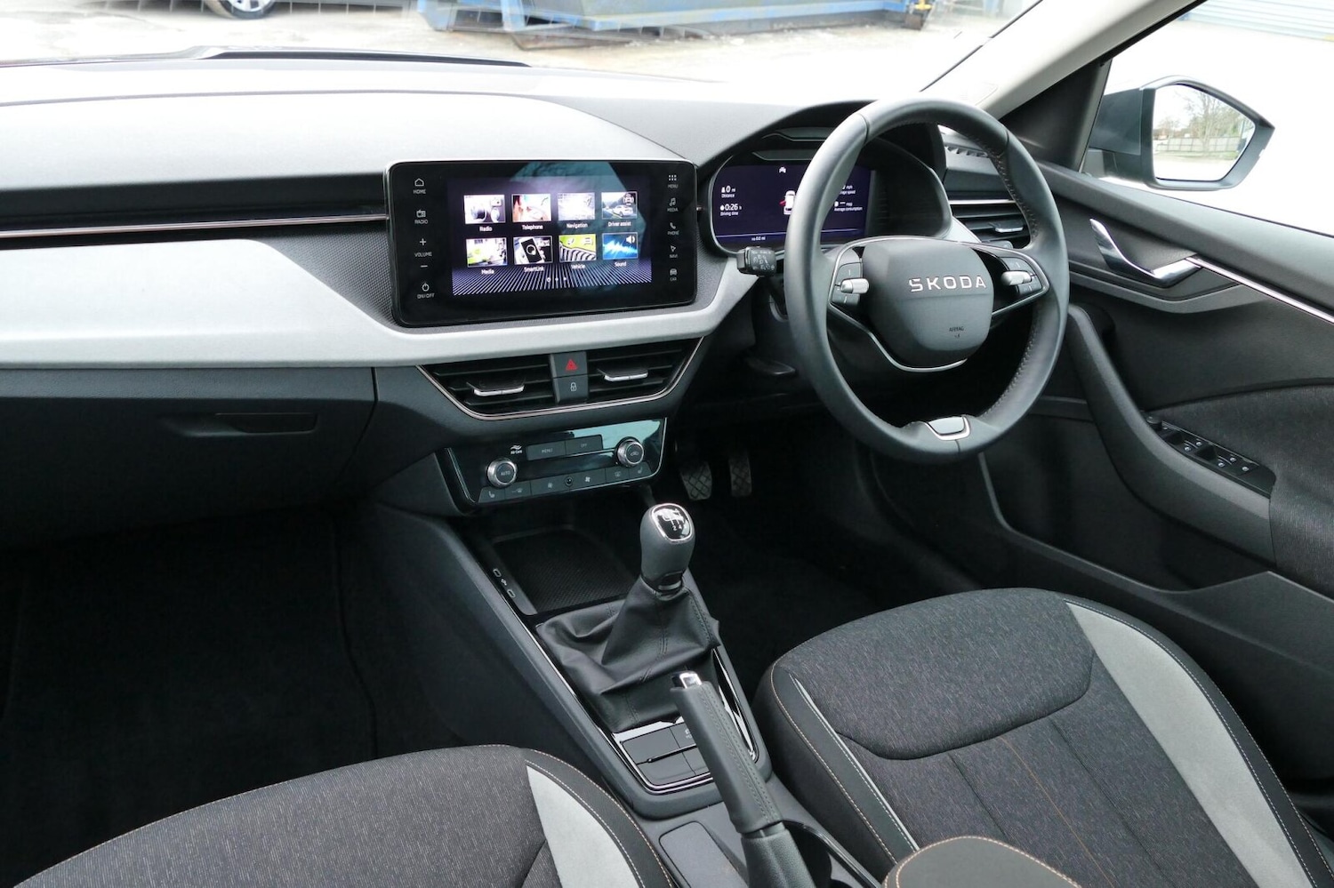 Used Skoda Kamiq 2025 for sale - 78055636: Photo 2