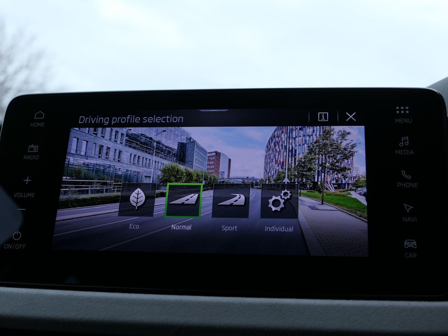 Used Skoda Kamiq 2025 for sale - 76966335: Photo 25