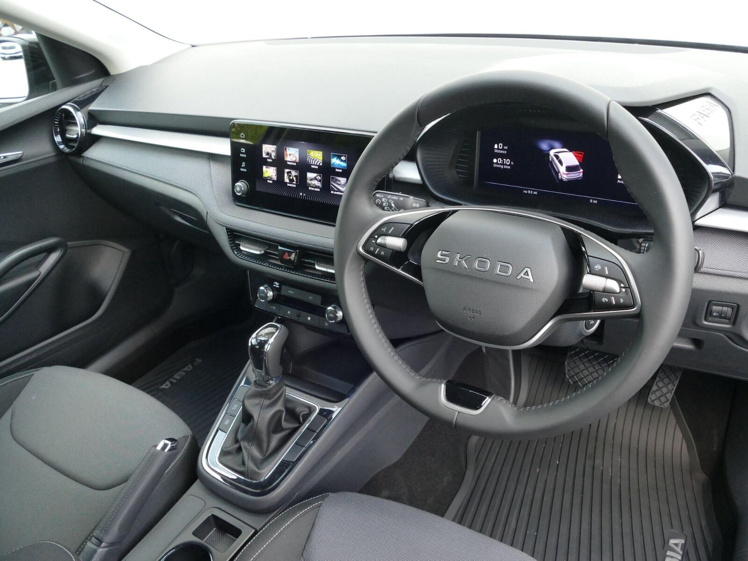 Used Skoda Fabia 2025 for sale - 76679297: Photo 2