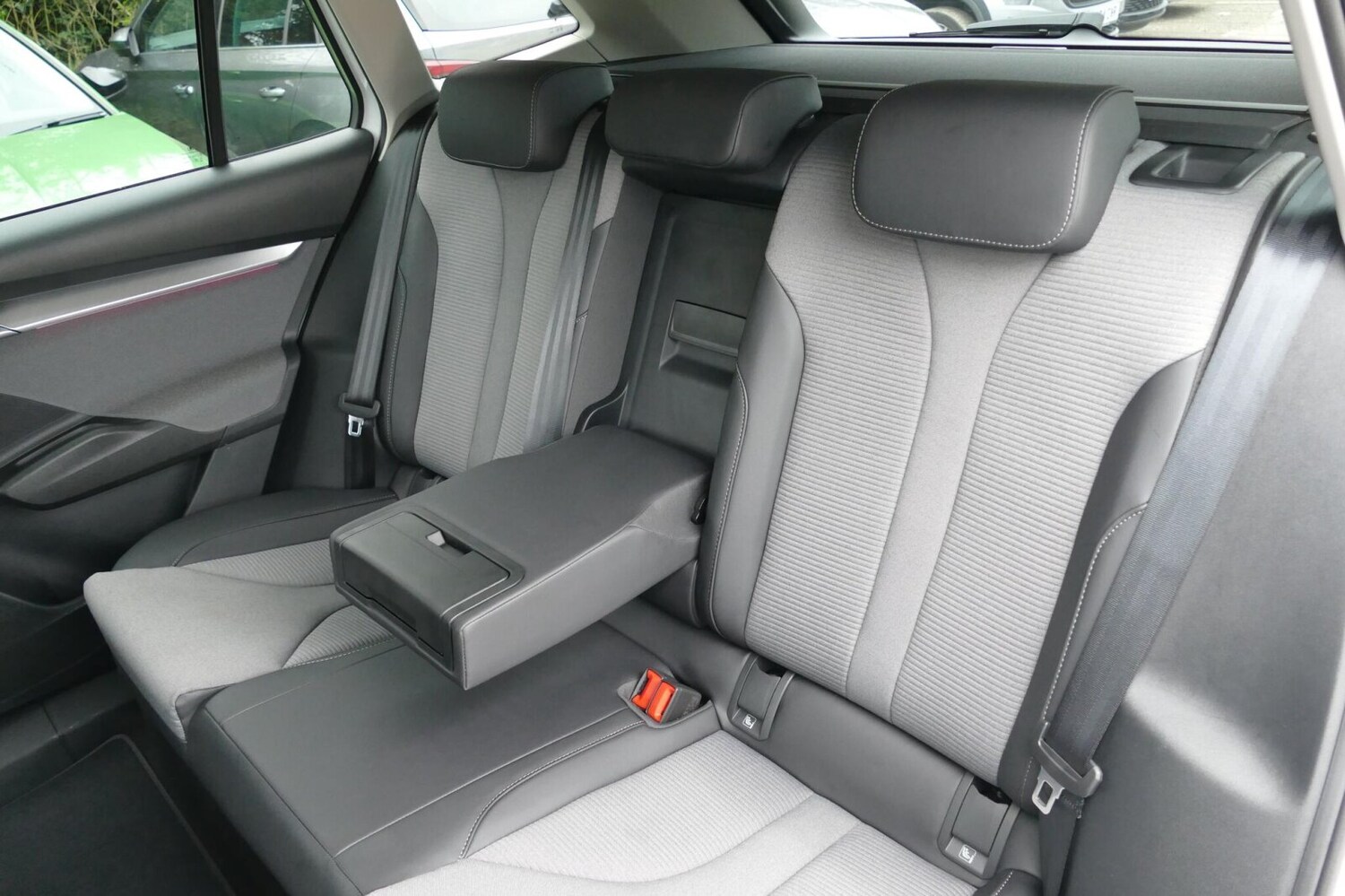 Used Skoda Enyaq 2025 for sale - 77855378: Photo 15