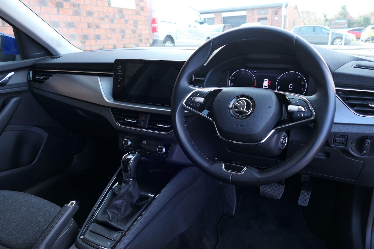 Used Skoda Kamiq 2023 for sale - 77770816: Photo 2